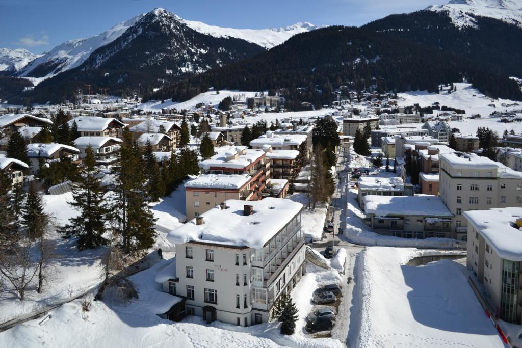 Hotel Alpina Davos Exterior photo